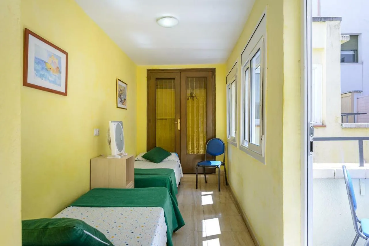 Apartamentos Senia Lloret de Mar 0*,  España